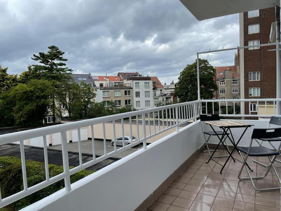 Spacious Apartment Next To Parc Du Cinquantenaire Bruxelles Extérieur photo